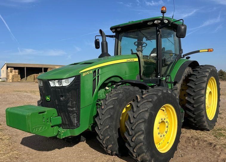 2016 John Deere 8370R