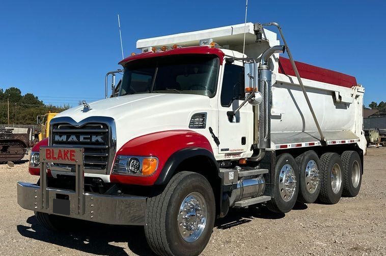 2007 Mack Granite CV713