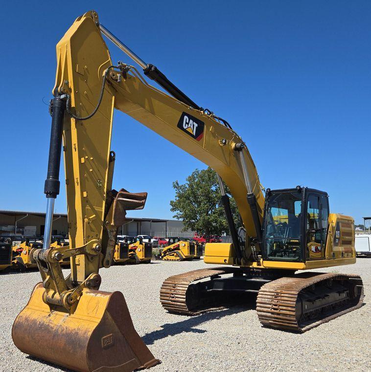 2019 Caterpillar 330