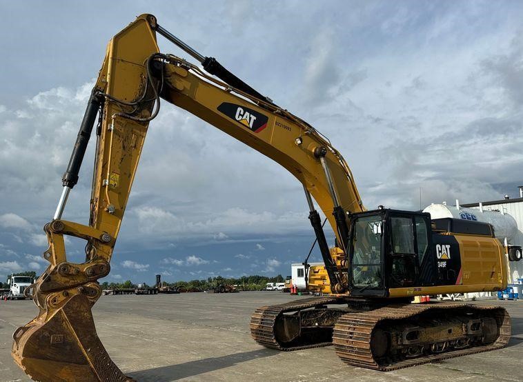 2017 Caterpillar 349FL
