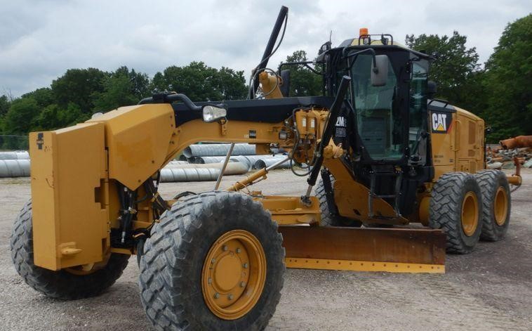 2013 Caterpillar 12M2